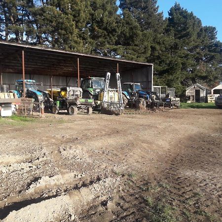Estancia Farm Stay Мастъртън Екстериор снимка